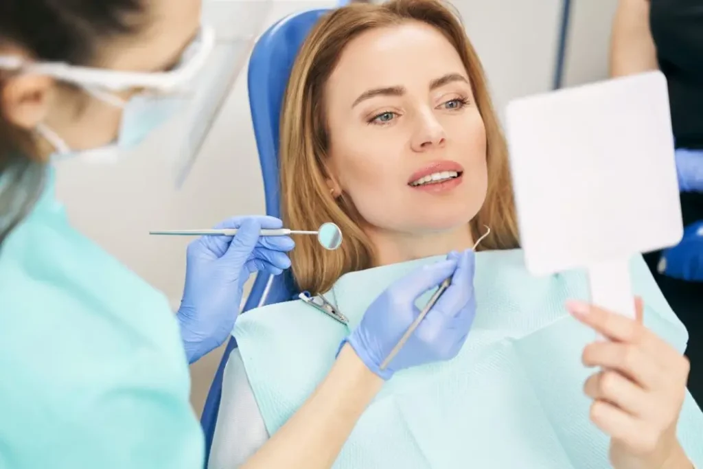 سمايل لينك | overcome the fear of visiting the dental clinic