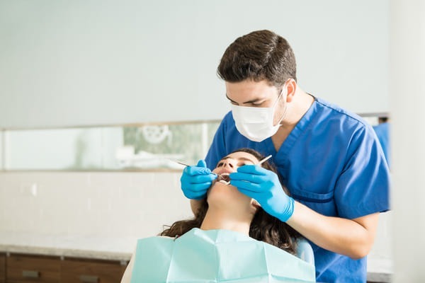 افضل عيادة تجميل اسنان فى المحلة