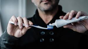 أهم 10 نصائح للحفاظ على صحة الفم والأسنان